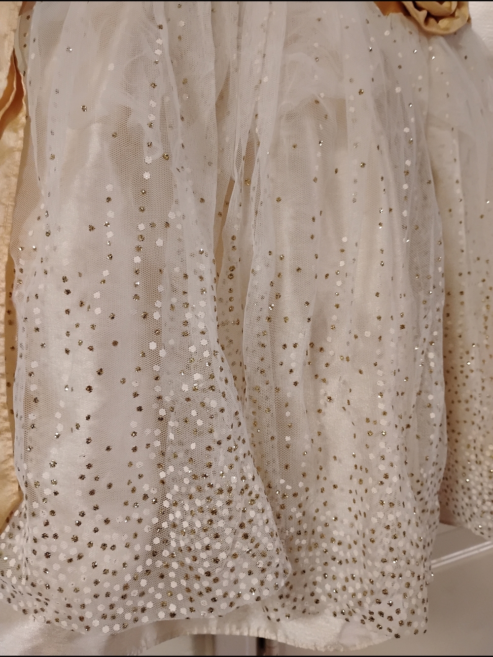 Holiday Editions Gold and White Sparkle Dress Size 3t - Picture 2 of 8